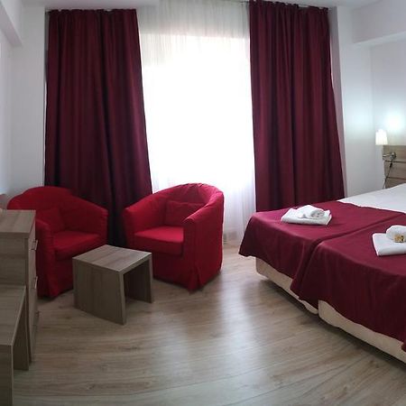Hotel Otopeni Ruang foto