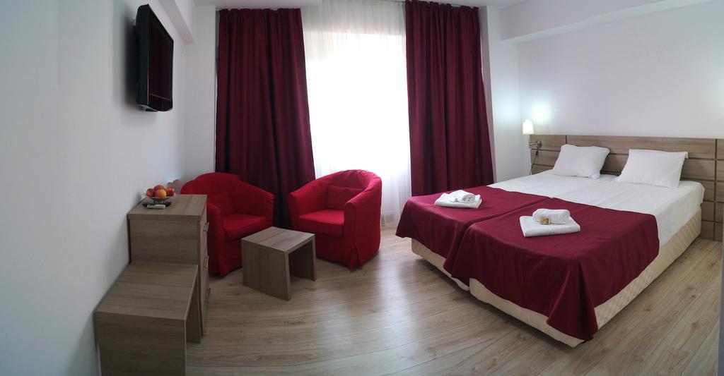 Hotel Otopeni Ruang foto
